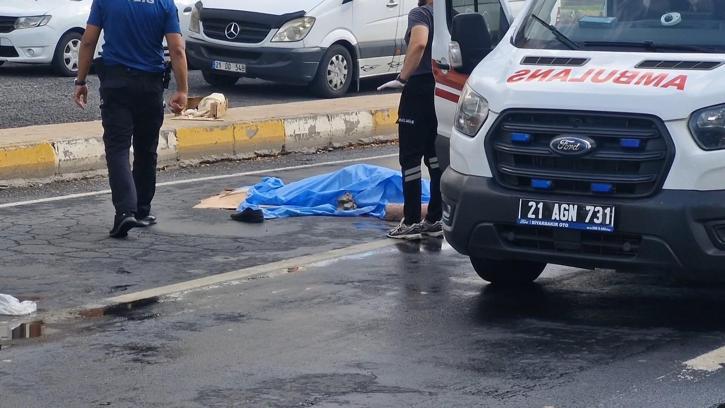 Diyarbakır’da otomobilin çarptığı yaya öldü