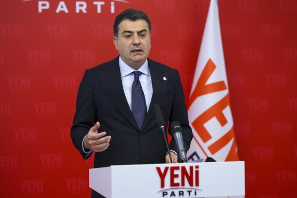 Yeni Partili Emre: Her şeyini ithal eden bir Türkiye gerçeğiyle karşı karşıyayız