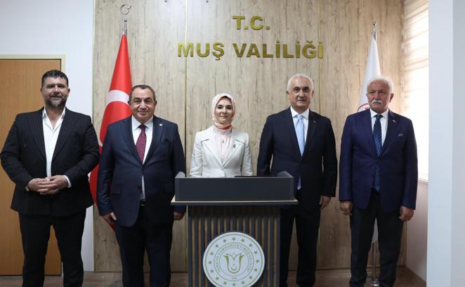 Bakan Göktaş: Malazgirt'ten miras kalan bu birlik ruhu sürece kuvvet katacak