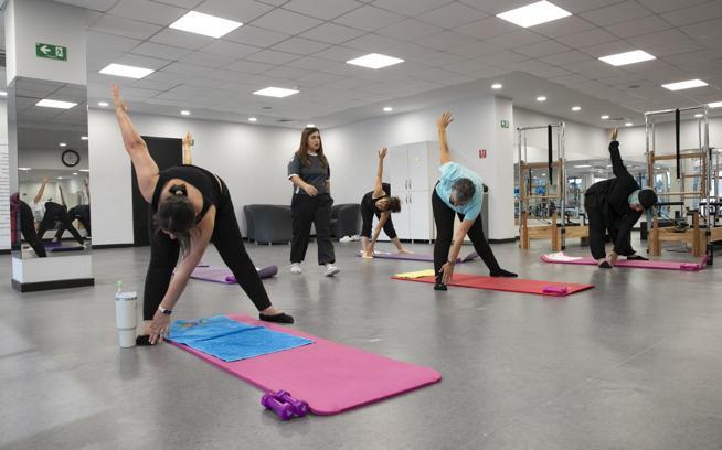 Mersin’de ücretsiz pilates kursları kadınların yaşamına hareket katıyor