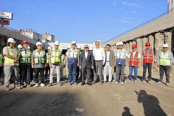 Başkan Büyükkılıç, Kartal Kavşağı’nı inceledi