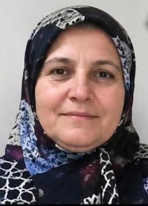 Kamyonetle çarpışan otomobilin sürücüsü ile eşi öldü