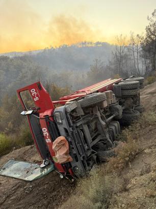 Adana'da 2 farklı bölgede orman yangını (4)