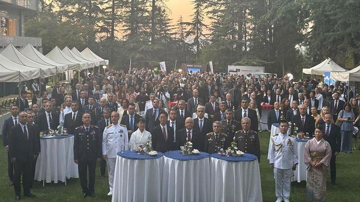 Bakan Güler, Japonya Öz Savunma Kuvvetlerinin kuruluşunun 72’nci yıl dönümü resepsiyonuna katıldı