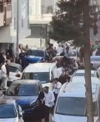 Sultangazi’de düğün öncesi gelin almada kavga; polis biber gazıyla müdahale etti
