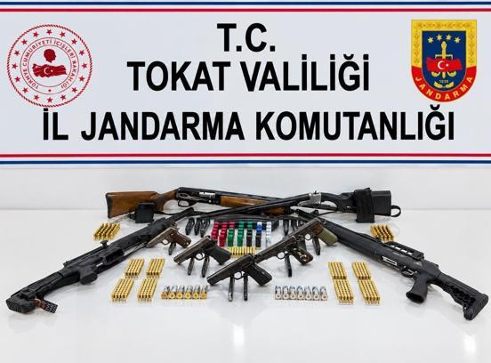 Tokat'ta jandarmadan silah operasyonu 5 gözaltı