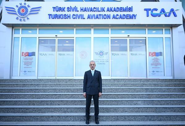 Bakan Uraloğlu: 2030 yılı hedefimiz karbondioksit emisyonunu yüzde 5 oranında azaltmaktır