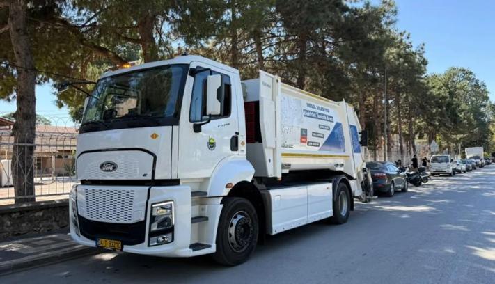 İnegöl’de elektrikli çöp kamyonu test edildi