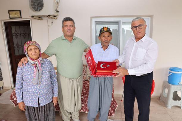 Başkan Vekili Beşikci, gazileri ve ailelerini evlerinde ziyaret etti