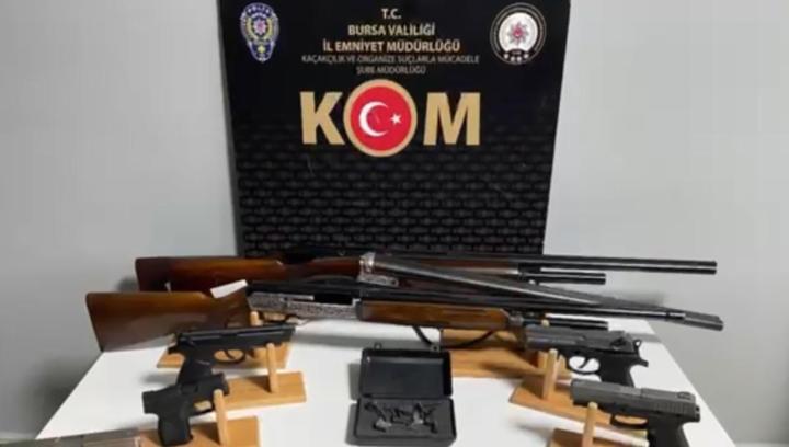 Suç örgütleriyle bağlantısı olan şüphelilere operasyon; 10 gözaltı