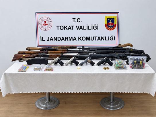 Tokat’ta silah ticareti ve kaçakçılığı operasyonu: 15 gözaltı
