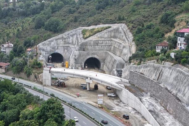 Başkan Ekim: Güney Çevre Yolu’ndaki çalışmaları yakından takip ediyoruz