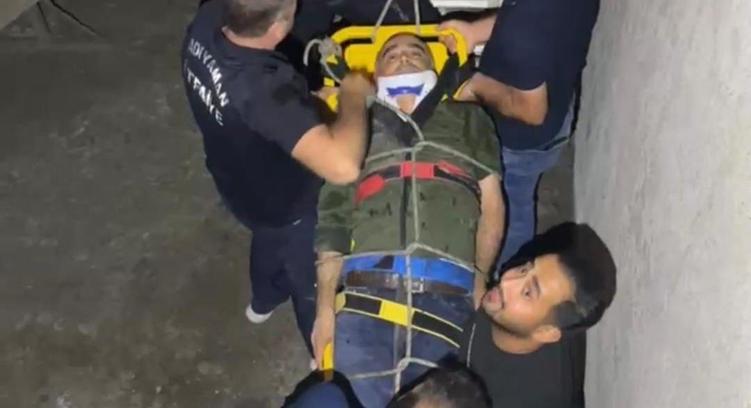 İnşaatta merdiven boşluğuna düşen bekçi yaralandı