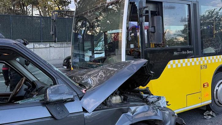 Sarıyer'de karşı yöne geçen cip, İETT otobüsüyle çarpıştı: 3 yaralı