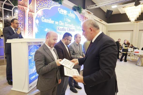 Başkan Sandıkçı, din görevlileriyle buluştu