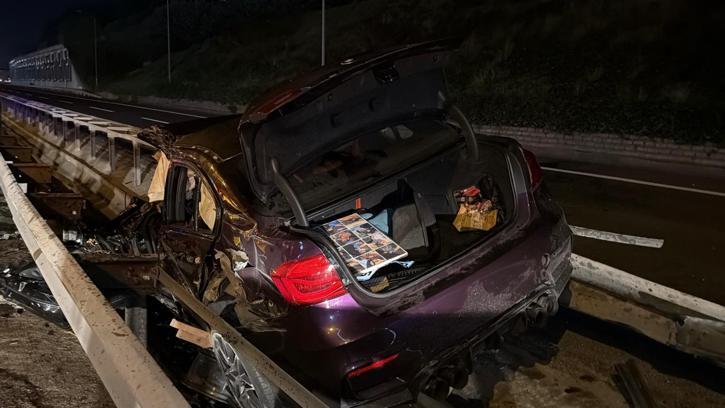 Kağıthane’de otomobil ile taksi çarpıştı: 1 ölü, 2 yaralı