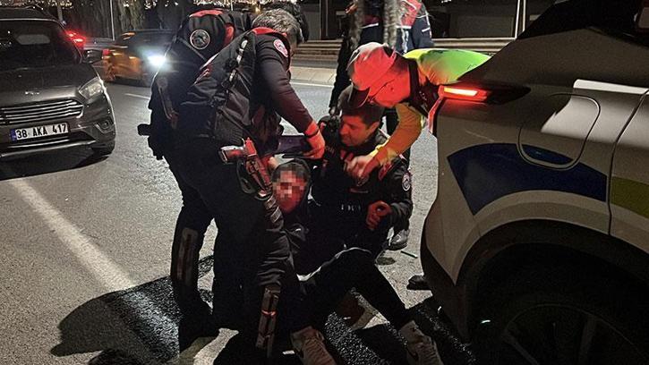 Polisten kaçan ehliyetsiz sürücüye 335 bin lira ceza kesilince, ‘Dershane param gidecek’ diye ağladı