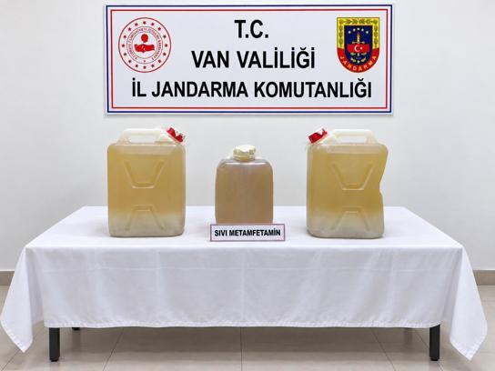 Van'da 34 kilo sıvı metamfetamin ele geçirildi; 1 tutuklama