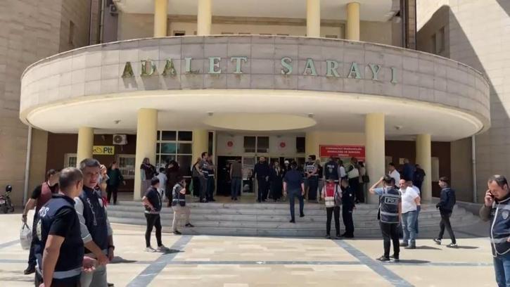 8 yaşındaki kız çocuğunun darbedilip ütüyle yakıldığı iddiası; 3 tutuklama (2)