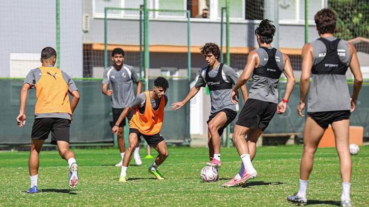 Corendon Alanyaspor, Kocaelispor maçının hazırlıklarına başladı