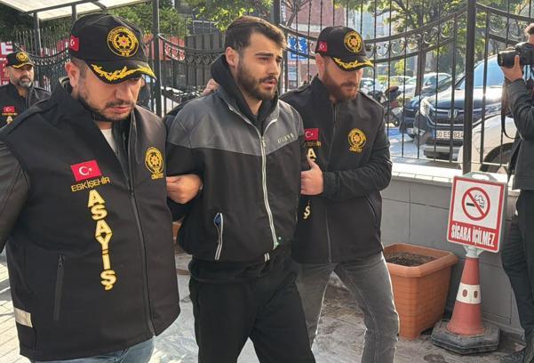 Eskişehir’de sokak ortasındaki cinayete ilişkin 1 tutuklama (2)