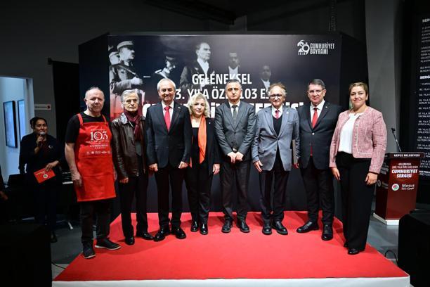 '103 Eser Cumhuriyet Sergisi' ziyarete açıldı
