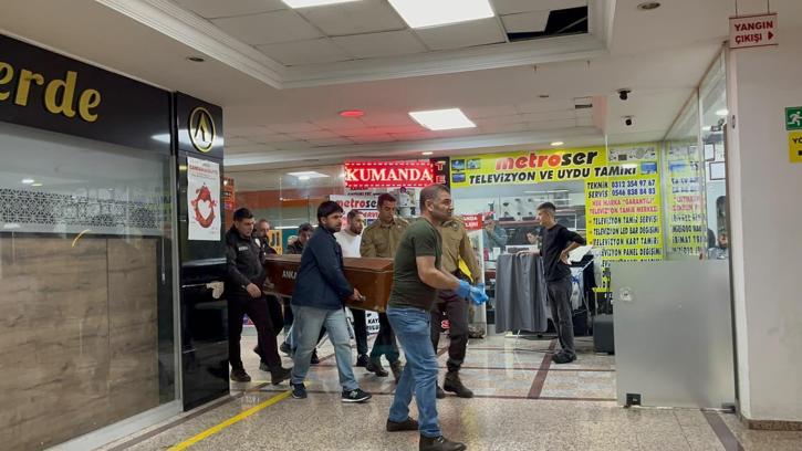 Eski eşini tabancayla öldürüp, intihar etti (2)