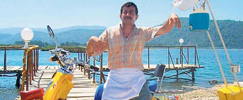 Oyuncu Turan Özdemir hayatını kaybetti