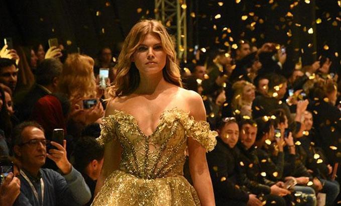 AlfaBeta SS 18 Couture defilesi İzmir'de yapıldı