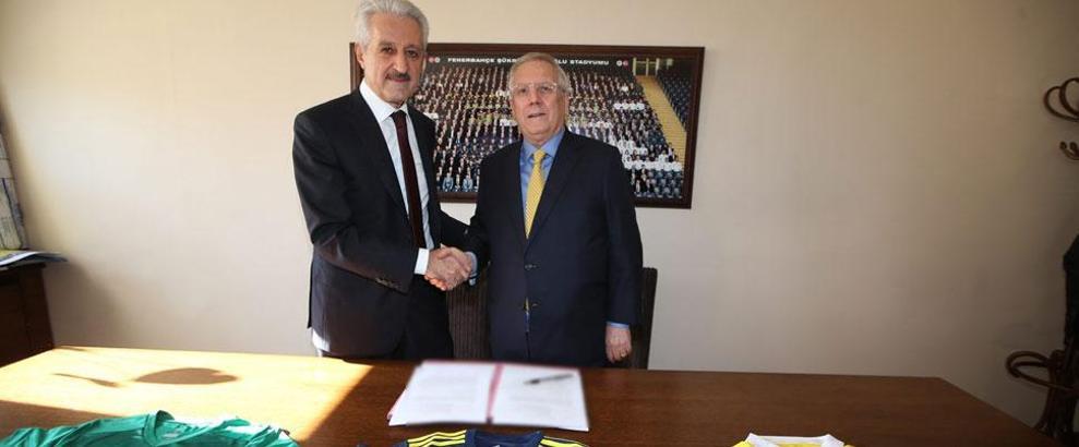 Mehmet Ali Aydınlar ile Aziz Yıldırım el ele