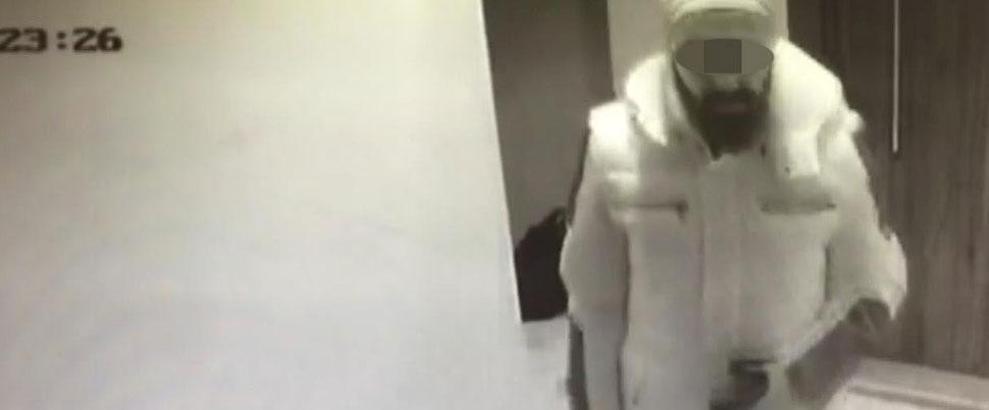 Takma sakal takıp, müdürü olduğu firmadan 1 milyon lira çaldı