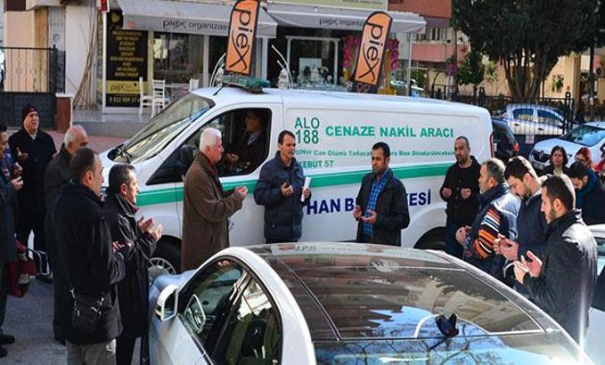 Aysun Kayacı'nın babası olduğu iddia edilen Selahattin Altınöz toprağa verildi