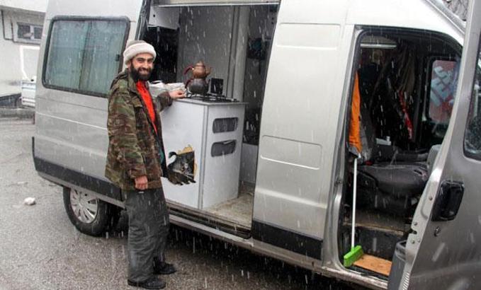 Karavanda yaşayan öğretmen, Doğu turuna çıktı