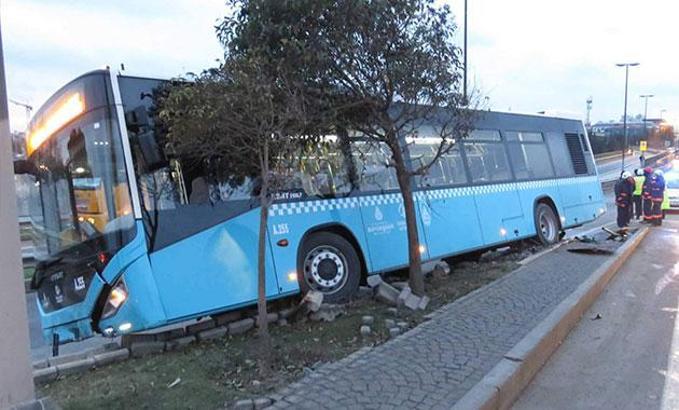 Uzmanlar otobüs kazalarını değerlendirdi; ''Gaz pedalı takıldı'', ''fren patladı'' iddiaları doğru değil