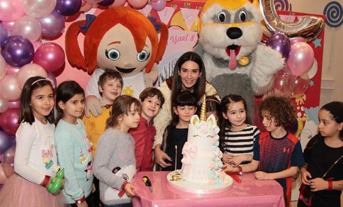 Ayşe Tolga kızı Can Yael’in 8'inci yaş gününü kutladı