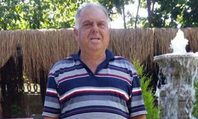 Alacak kavgasında babayı öldürdü, oğlunu ağır yaraladı