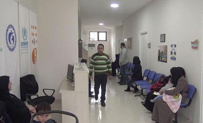 Suriyeliler için sağlık ve danışma merkezi açıldı