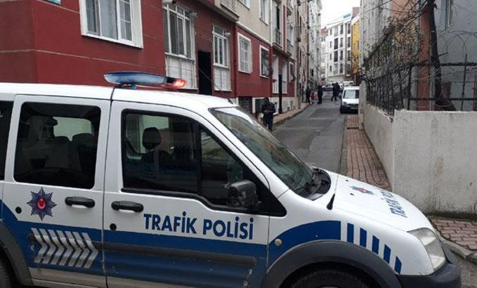 Eşiyle tartışan polis kendini vurdu