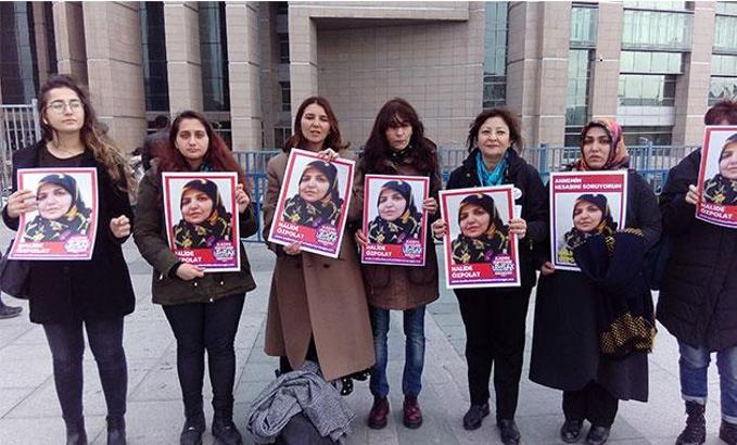 Eşini av tüfeğiyle öldüren sanığın avukatı bu kez de hakimi reddetti...