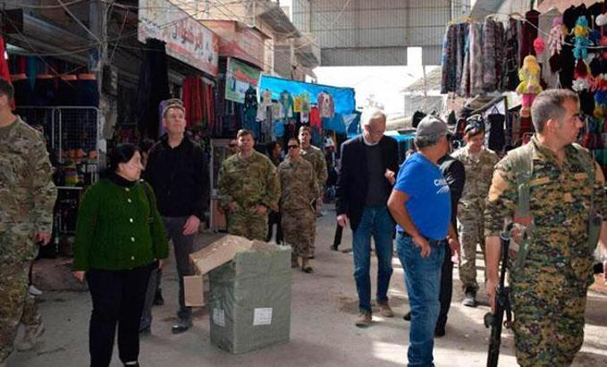 ABD'nin askeri ve sivil yetkilileri Münbiç'te