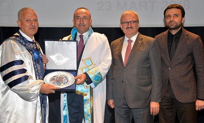 Dışişleri Bakanı Çavuşoğlu'na fahri doktora