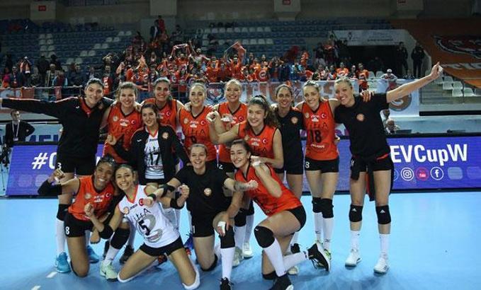 Eczacıbaşı VitrA, CEV Kupası finali ilk maçında Minchanka deplasmanında