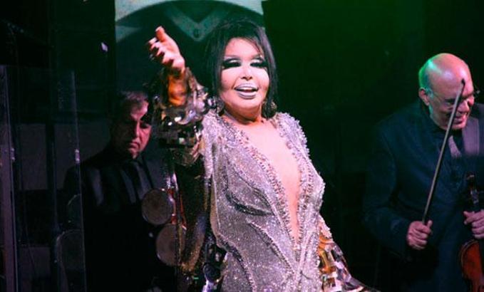 Bülent Ersoy'a "tehdit" suçundan 900 lira para cezası