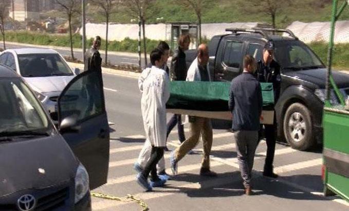 Küçükçekmece'de araç içinde erkek cesedi bulundu