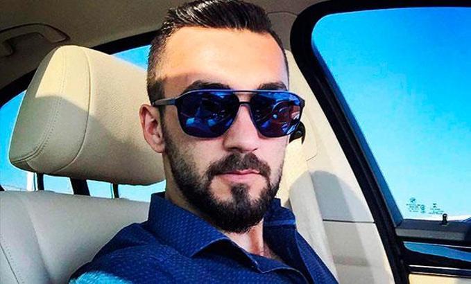 Kamyona çarpan otomobilde 3 genç öldü