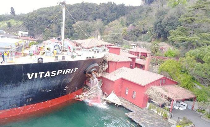 ''Gemi kazası hafif atlatılmasaydı bugün büyük bir çevre kirliliğinden bahsediyorduk''