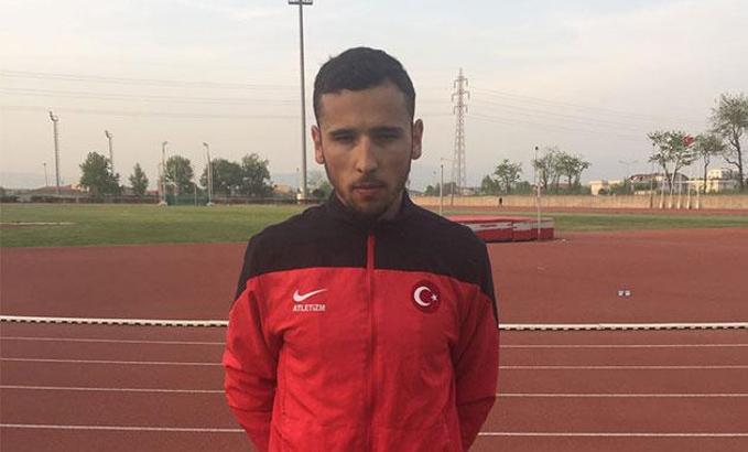 Oğuz Akbulut, Internasyonal Paralimpik Komitesi'nin dünya sıralamasında ilk sıraya yerleşti