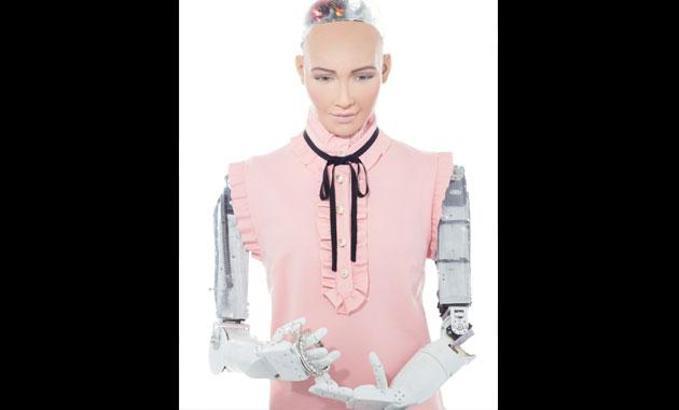 Humanoid robot Sofia: Adil dağıtılırsa dünya hepimize yeter