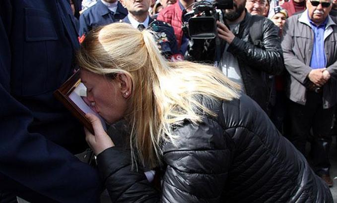 Afrin şehidinin cenazesi, helallik için önce Kayseri'ye getirildi