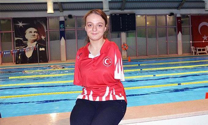 Sümeyye Boyacı Open Water Swimming World Championships'te dünya şampiyonu oldu